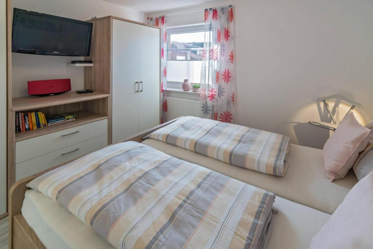 Ferienwohnung Liegeplatz Dornumersiel Exterior foto